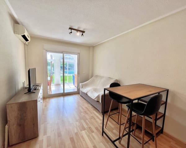 1 soveværelse Lejlighed til leje i Torreblanca, Torrevieja med swimmingpool - € 625 (Ref: 6441974)