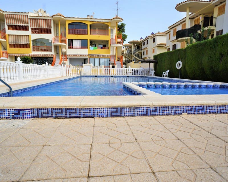 1 bedroom Apartment for rent in Torrevieja with pool garage - € 600 (Ref: 6586218)