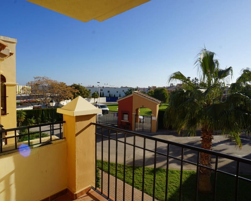 2 makuuhuone Huoneisto vuokrattavana paikassa Torrevieja mukana uima-altaan - 750 € (Ref: 6680839)