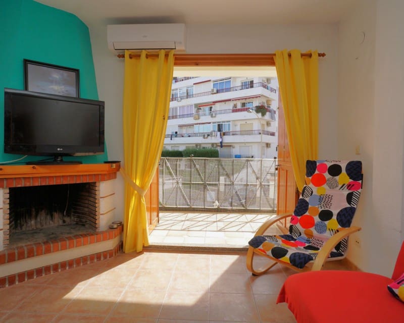 1 slaapkamer Appartement te huur in Torrevieja met zwembad - € 650 (Ref: 7063340)