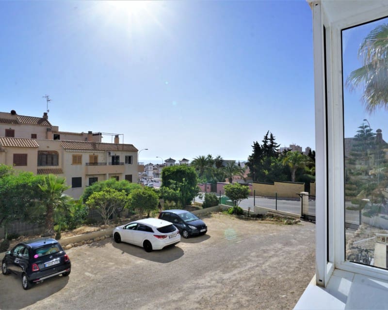 1 soveværelse Lejlighed til leje i Torrevieja med garage - € 650 (Ref: 7180591)