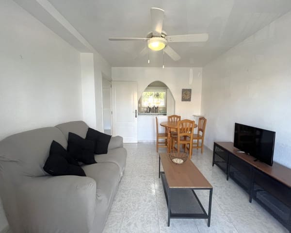 1 soveværelse Lejlighed til leje i Torreblanca, Torrevieja med garage - € 650 (Ref: 7180591)