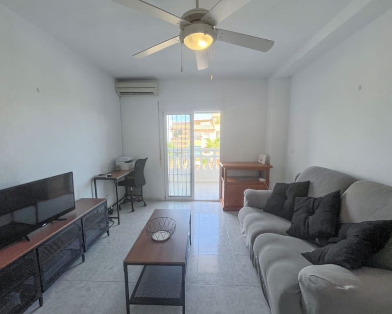 1 soveværelse Lejlighed til leje i Torrevieja med garage - € 650 (Ref: 7180591)