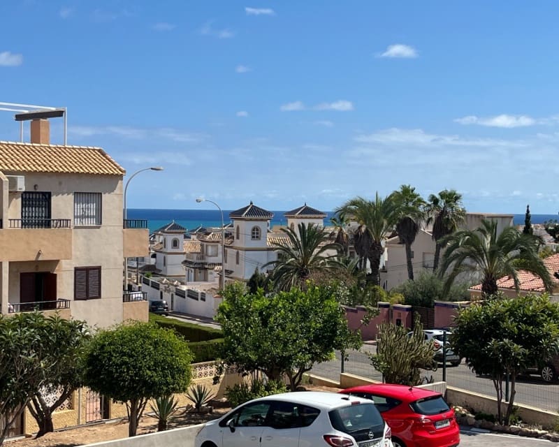1 soveværelse Lejlighed til leje i Torrevieja med garage - € 650 (Ref: 7180591)