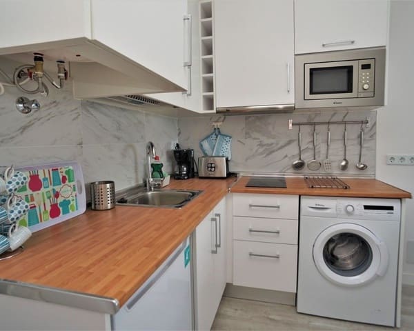 1 soveværelse Lejlighed til leje i Cabo Cervera, Torrevieja - € 700 (Ref: 7409812)