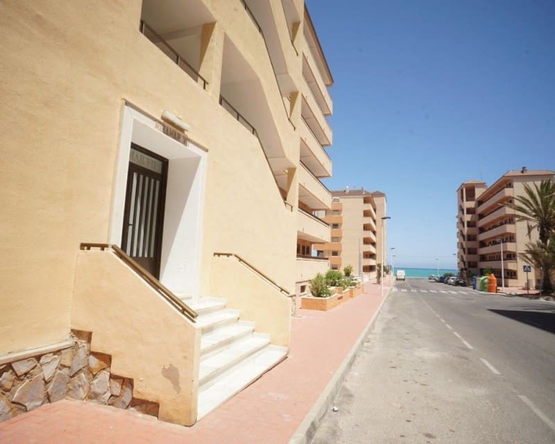 1 soveværelse Lejlighed til leje i Cabo Cervera - € 700 (Ref: 7409812)