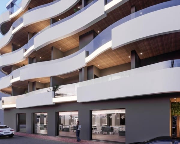 2 bedroom Penthouse for sale in Avenida Habaneras - Curva de Palangre, Torrevieja with pool - € 469,000 (Ref: 8010102)