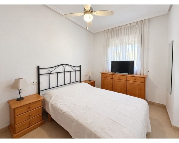 2 quarto Apartamento para arrendar em Torreblanca, Torrevieja com piscina - 650 € (Ref: 8049668)
