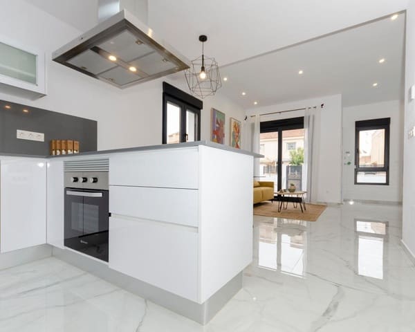 3 soveværelse Villa til salg i El Chaparral - La Siesta - La Torreta, Torrevieja med swimmingpool garage - € 409.000 (Ref: 8113485)