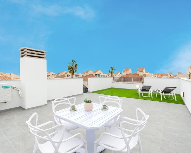 3 bedroom Villa for sale in Torrevieja with pool garage - € 409,000 (Ref: 8113485)