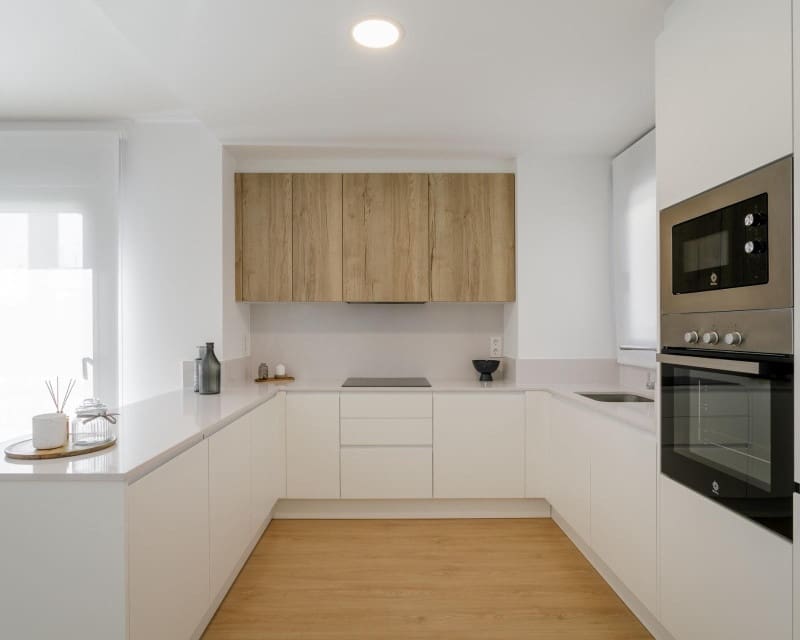 2 slaapkamer Appartement te koop in Torrevieja met zwembad garage - € 330.000 (Ref: 8287175)