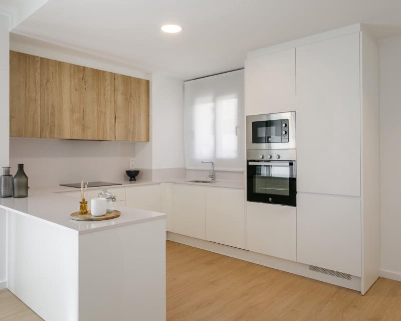 3 soverom Penthouse til salgs i Torrevieja med svømmebasseng garasje - € 540 000 (Ref: 8287176)