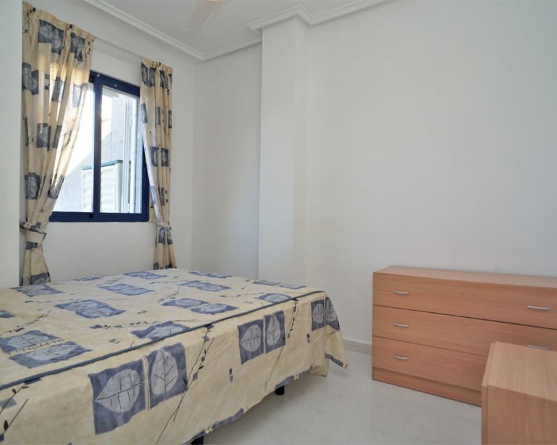 2 camera da letto Appartamento da affittare in Torrevieja con piscina - 625 € (Rif: 8497598)