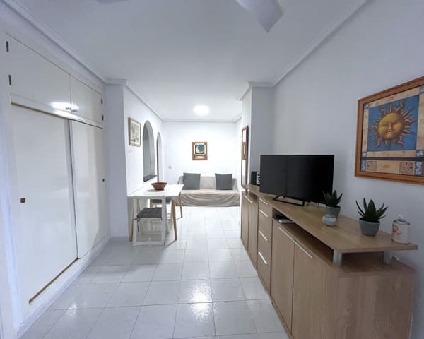 Appartement de 2 chambres à louer à Torreblanca, Torrevieja avec piscine - 625 € (Ref: 8497598)