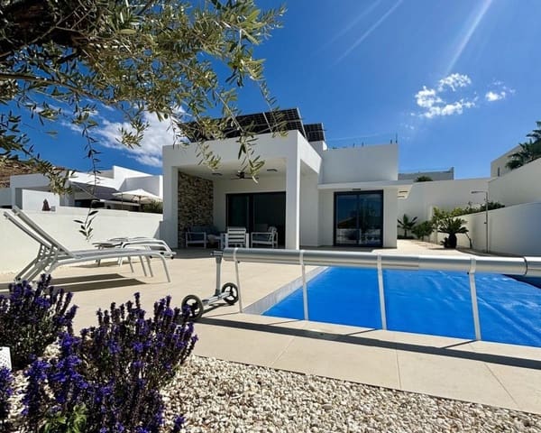 3 slaapkamer Villa te koop in Benijófar met zwembad - € 478.732 (Ref: 8585415)