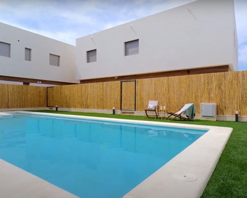3 bedroom Townhouse for sale in Orihuela Costa with pool - € 310,000 (Ref: 8855957)
