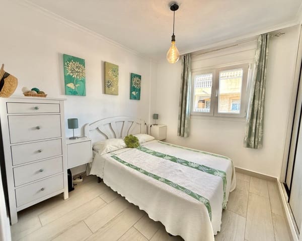 2 sovrum Lägenhet att hyra i Centro, Torrevieja med pool - 750 € (Ref: 8893659)