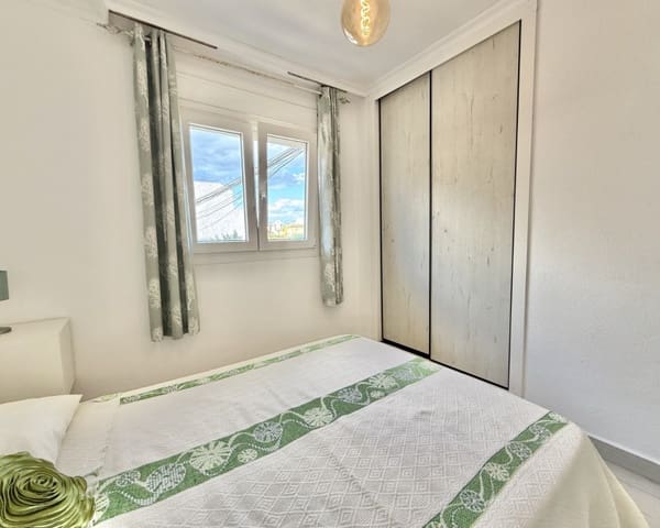 2 sovrum Lägenhet att hyra i Centro, Torrevieja med pool - 750 € (Ref: 8893659)