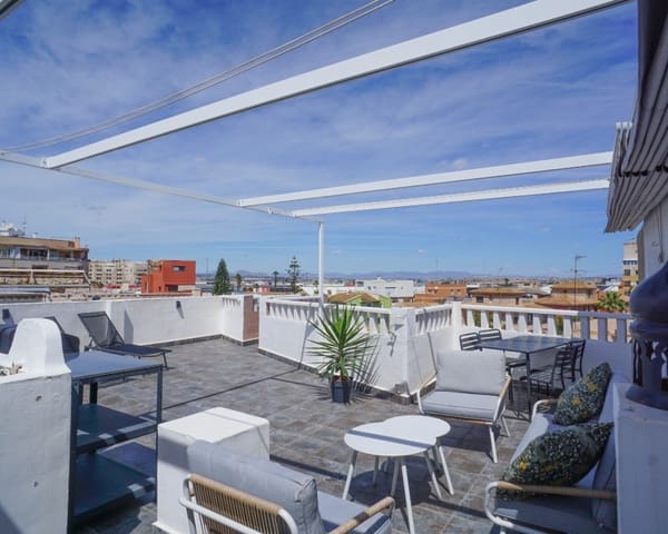 2 makuuhuone Huoneisto vuokrattavana paikassa Centro, Torrevieja - 1 100 € (Ref: 8938051)