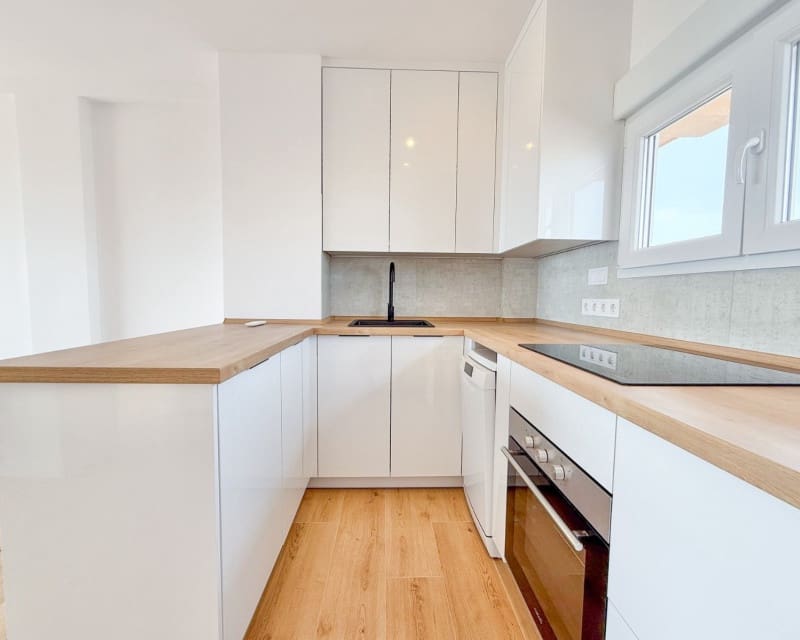 1 bedroom Apartment for sale in Torrevieja - € 152,000 (Ref: 9061697)