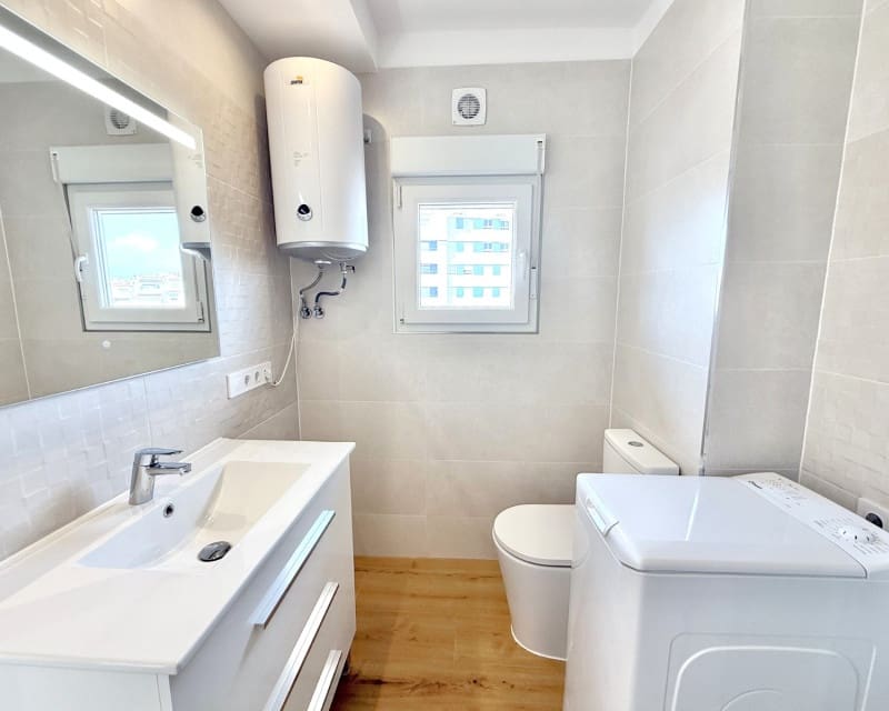 1 bedroom Apartment for sale in Torrevieja - € 152,000 (Ref: 9061697)