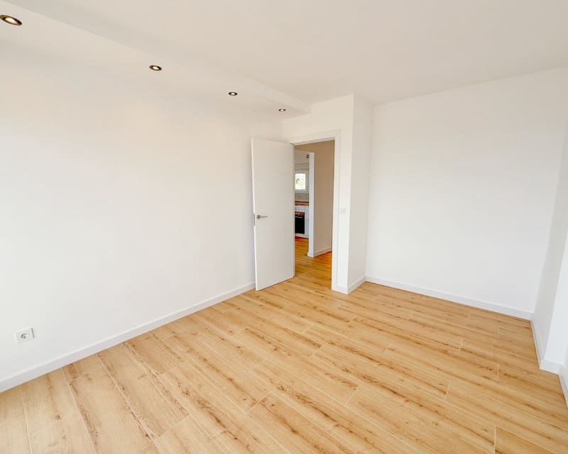 1 bedroom Apartment for sale in Torrevieja - € 152,000 (Ref: 9061697)