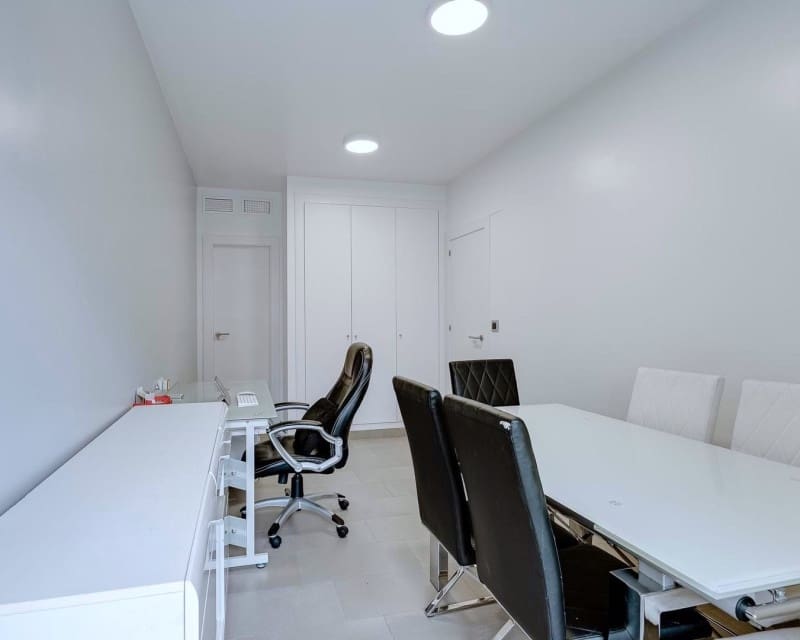 4 slaapkamer Appartement te koop in Torrevieja - € 220.000 (Ref: 9181331)