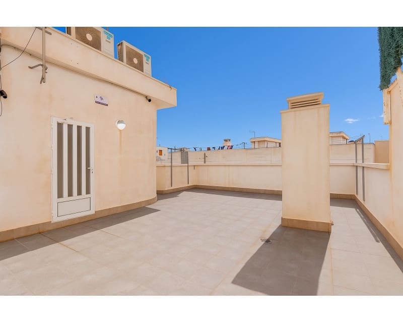 4 slaapkamer Appartement te koop in Torrevieja - € 220.000 (Ref: 9181331)