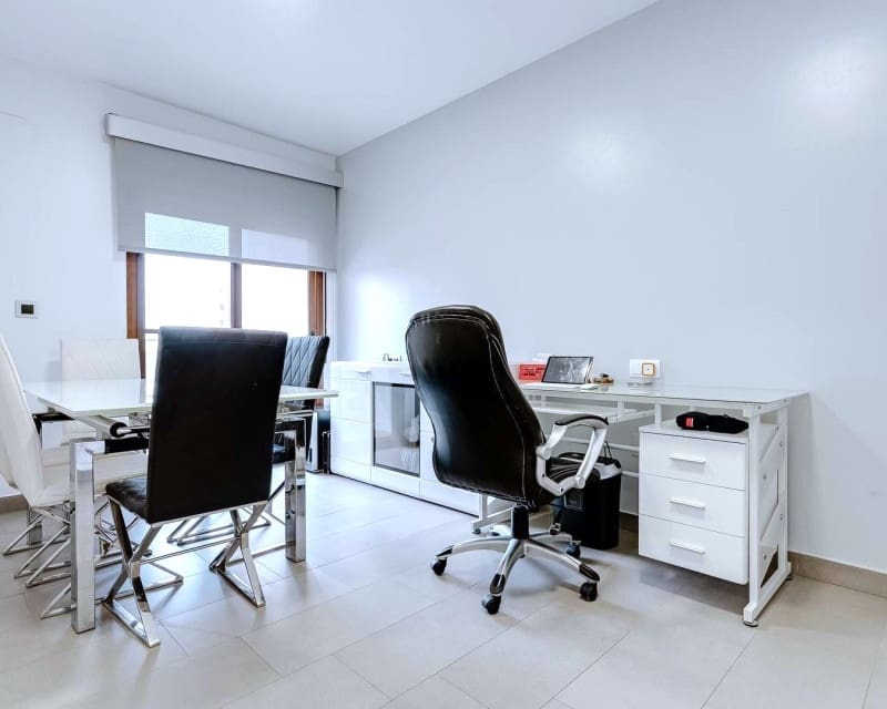 4 slaapkamer Appartement te koop in Torrevieja - € 220.000 (Ref: 9181331)