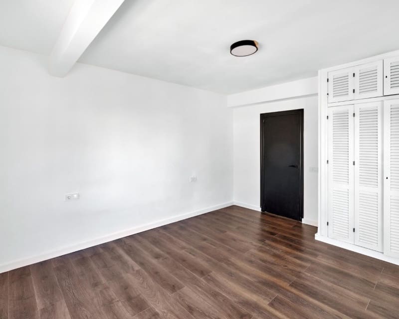 4 makuuhuone Huoneisto myytävänä paikassa Torrevieja - 319 995 € (Ref: 9184496)