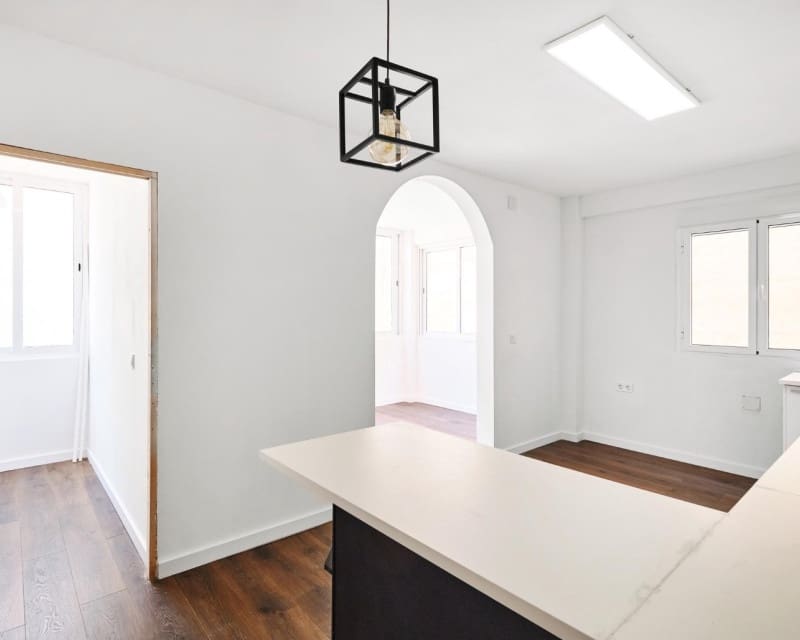 4 makuuhuone Huoneisto myytävänä paikassa Torrevieja - 319 995 € (Ref: 9184496)