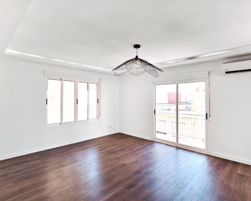 4 makuuhuone Huoneisto myytävänä paikassa Torrevieja - 319 995 € (Ref: 9184496)