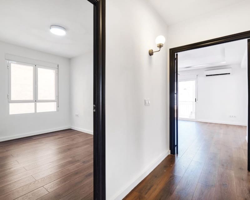 4 makuuhuone Huoneisto myytävänä paikassa Torrevieja - 319 995 € (Ref: 9184496)