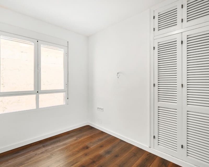 4 makuuhuone Huoneisto myytävänä paikassa Torrevieja - 319 995 € (Ref: 9184496)