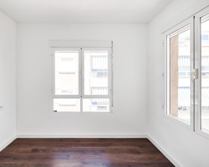 4 makuuhuone Huoneisto myytävänä paikassa Torrevieja - 319 995 € (Ref: 9184496)