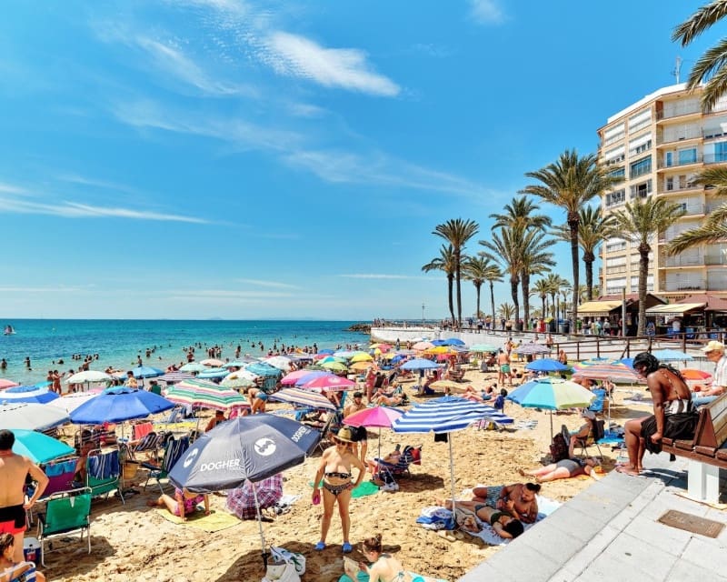 4 makuuhuone Huoneisto myytävänä paikassa Torrevieja - 319 995 € (Ref: 9184496)