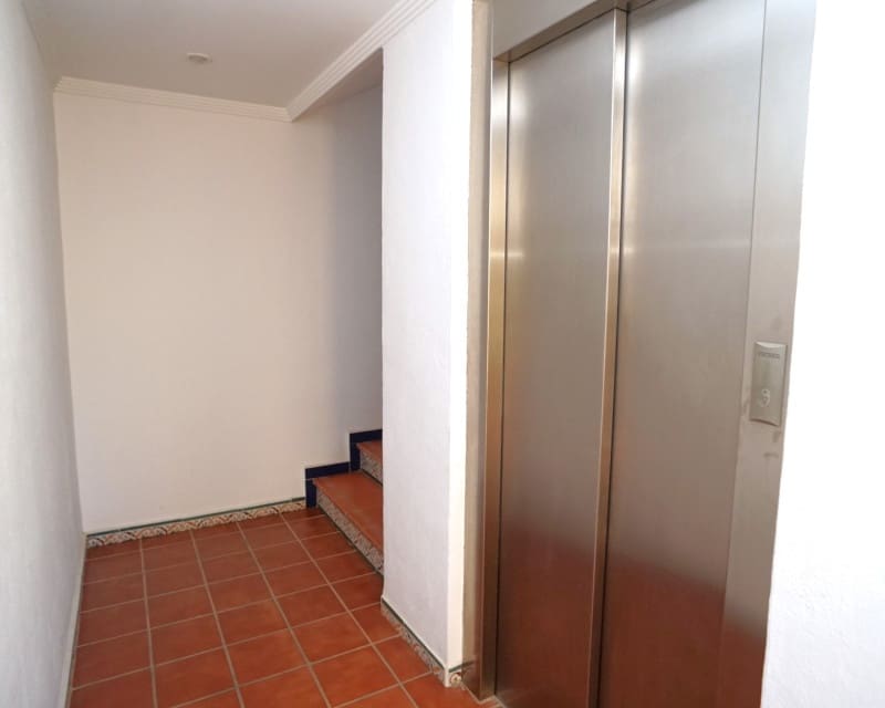 2 bedroom Apartment for rent in Torrevieja - € 850 (Ref: 9199928)