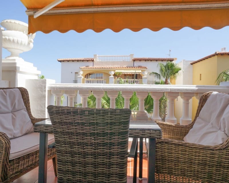2 bedroom Apartment for rent in Torrevieja - € 850 (Ref: 9199928)