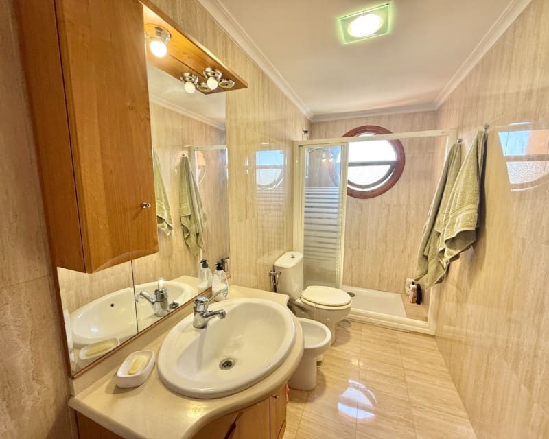 1 slaapkamer Appartement te koop in Torrevieja met zwembad - € 99.950 (Ref: 9228004)