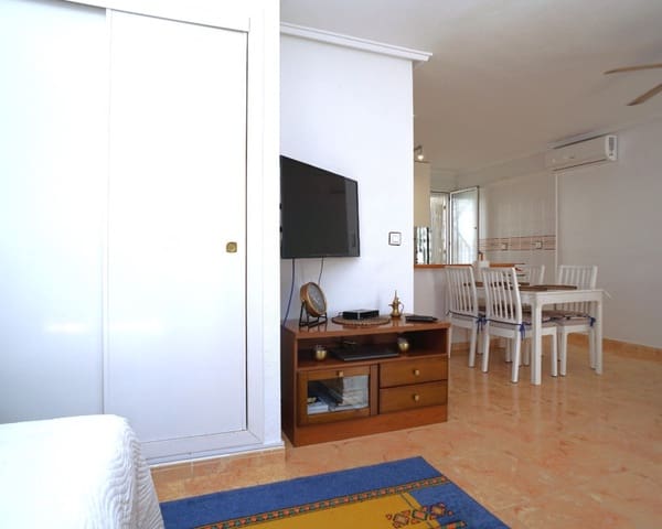 2 soverom Leilighet til leie i El Chaparral - La Siesta - La Torreta, Torrevieja med svømmebasseng - € 800 (Ref: 9245708)