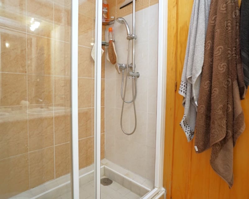 2 bedroom Apartment for rent in Torrevieja with pool - € 800 (Ref: 9245708)