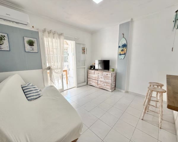 Appartement de 1 chambre à louer à Torreblanca, Torrevieja avec piscine - 675 € (Ref: 9282798)