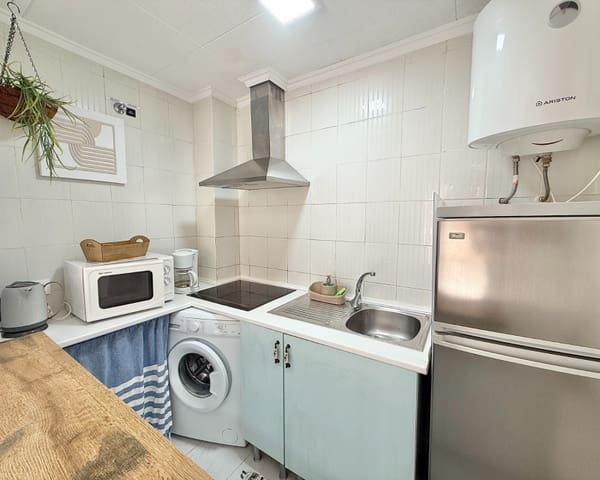 Appartement de 1 chambre à louer à Torreblanca, Torrevieja avec piscine - 675 € (Ref: 9282798)