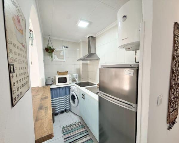 Appartement de 1 chambre à louer à Torreblanca, Torrevieja avec piscine - 675 € (Ref: 9282798)