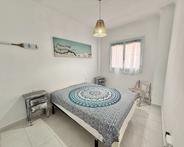 Appartement de 1 chambre à louer à Torreblanca, Torrevieja avec piscine - 675 € (Ref: 9282798)