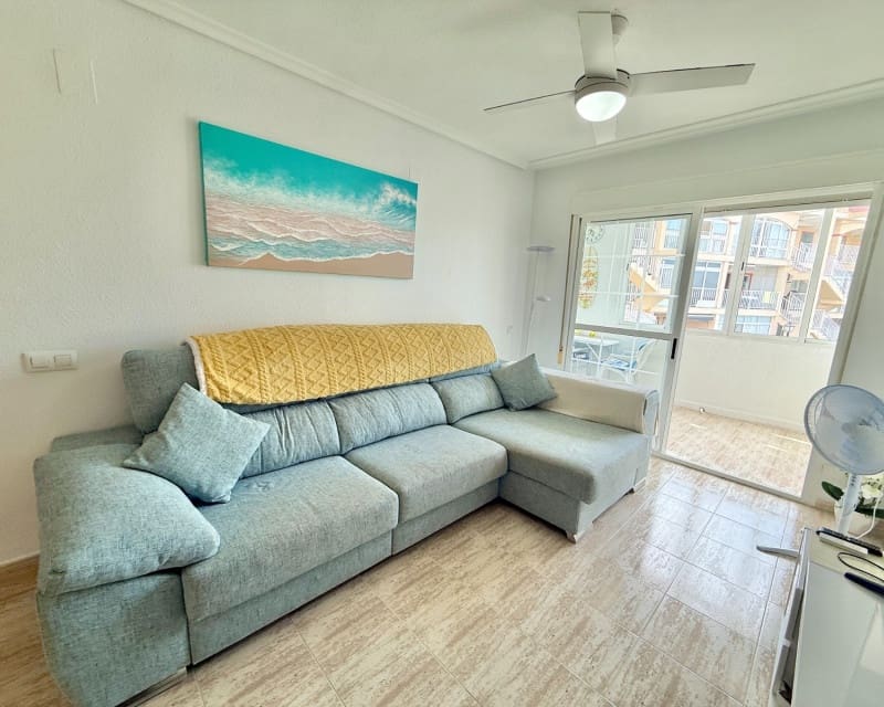 2 soveværelse Lejlighed til salg i Torrevieja med swimmingpool - € 115.000 (Ref: 9283518)