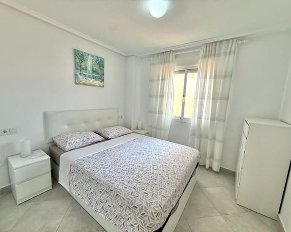 Apartamento de 2 habitaciones en Centro, Torrevieja en venta con piscina - 129.000 € (Ref: 9289336)