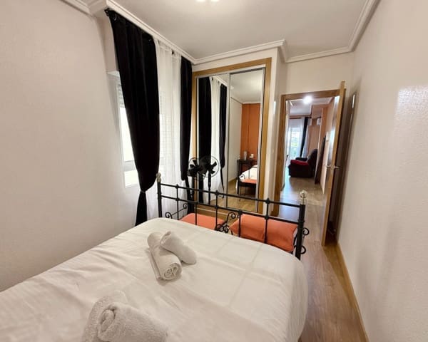 1 makuuhuone Huoneisto vuokrattavana paikassa Playa del Acequión, Torrevieja mukana uima-altaan - 650 € (Ref: 9329912)