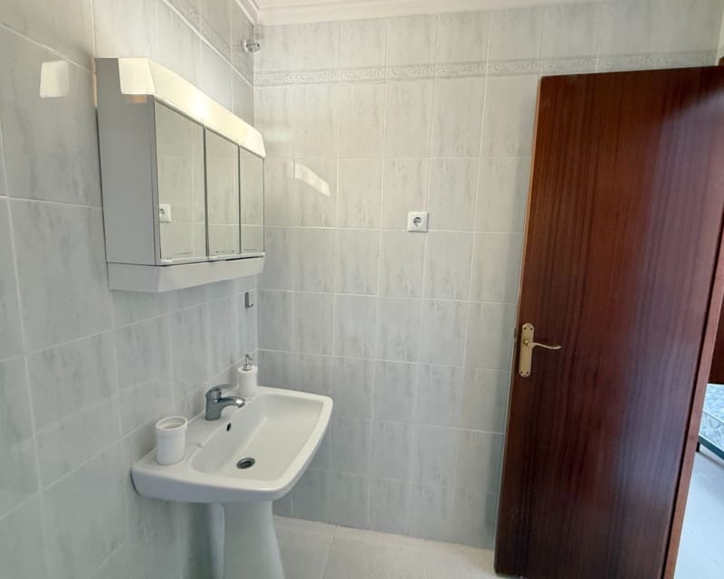 1 makuuhuone Huoneisto myytävänä paikassa Torrevieja mukana uima-altaan - 99 500 € (Ref: 9366917)