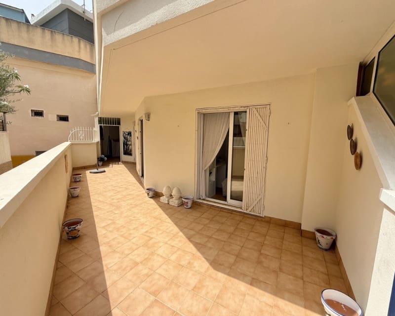 3 Zimmer Apartment zu vermieten in La Mata mit Pool - 1.100 € (Ref: 9464858)